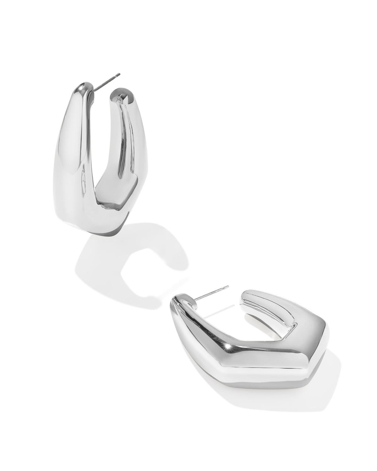 Silver vintage-inspired Kaia hoop earrings with a lightweight circular silhouette.