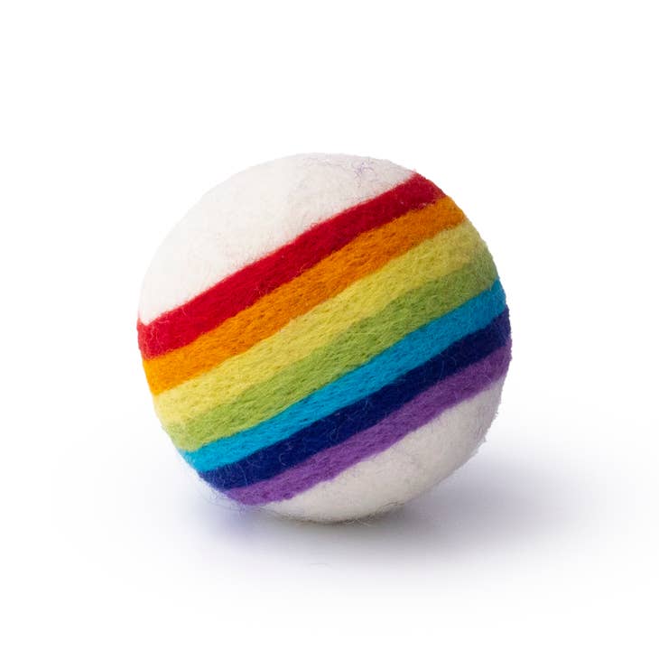 Single white eco dryer ball with smooth silicone texture