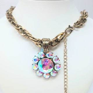 Fashion Crystal Pendant on Chunky Chain Necklace