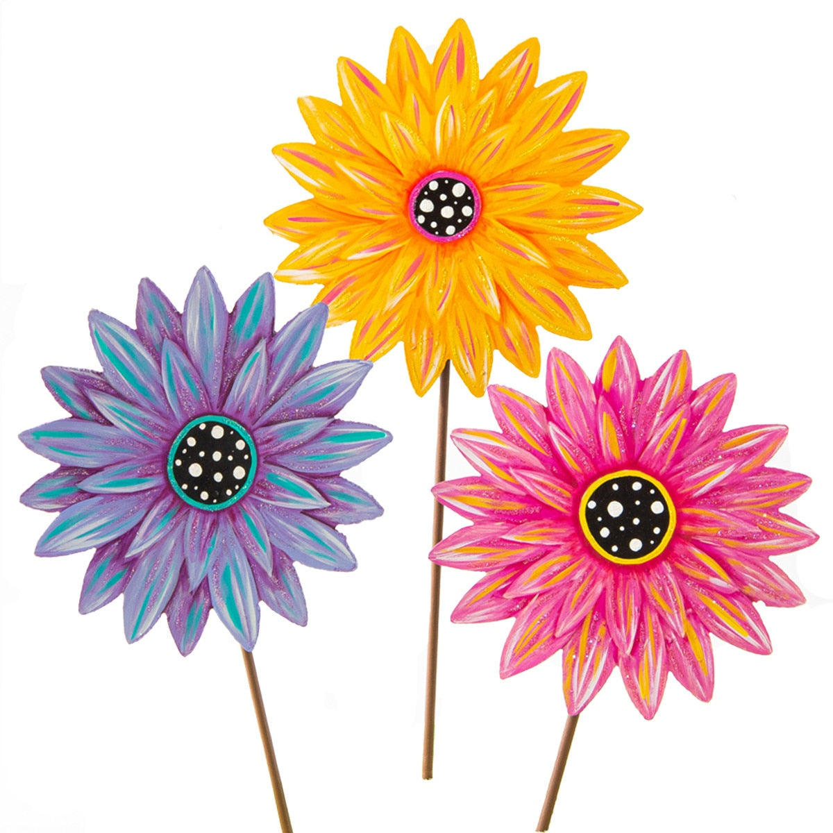 Gerber Daisies stake featuring a daisy flower pattern on an eight-inch by half-inch by eight-inch silhouette.