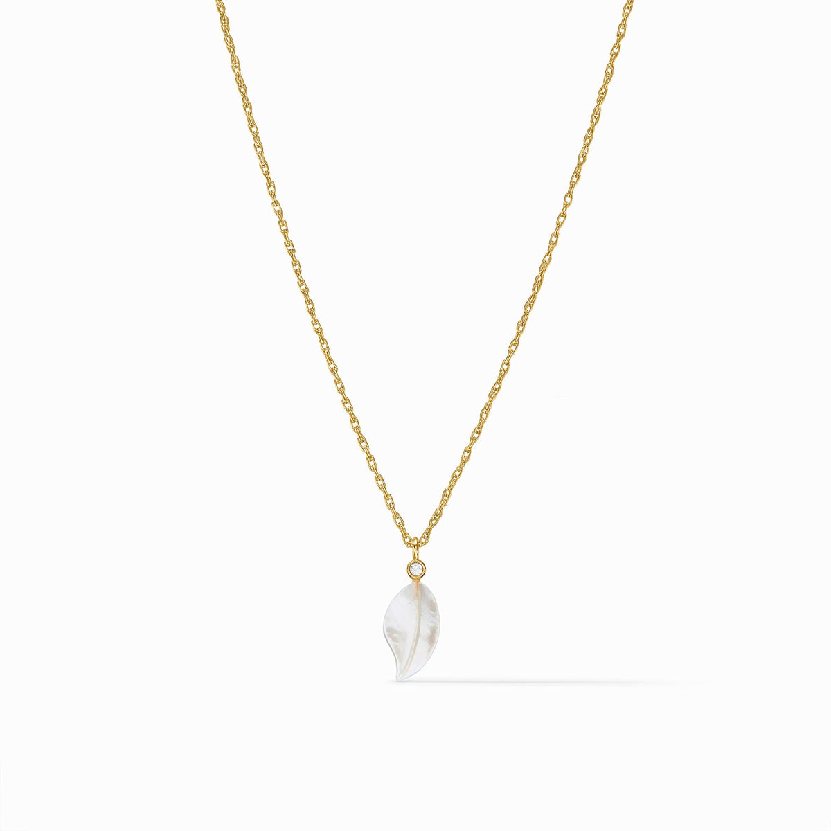 Willow necklace with adjustable chain featuring a mother-of-pearl pendant set in gold plate.