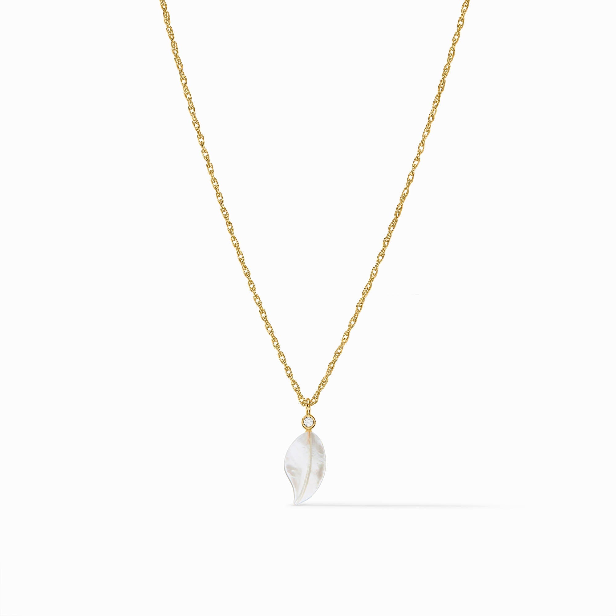 Willow necklace with adjustable chain featuring a mother-of-pearl pendant set in gold plate.