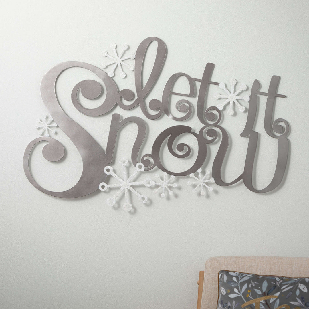 Let It Snow Wall Decor