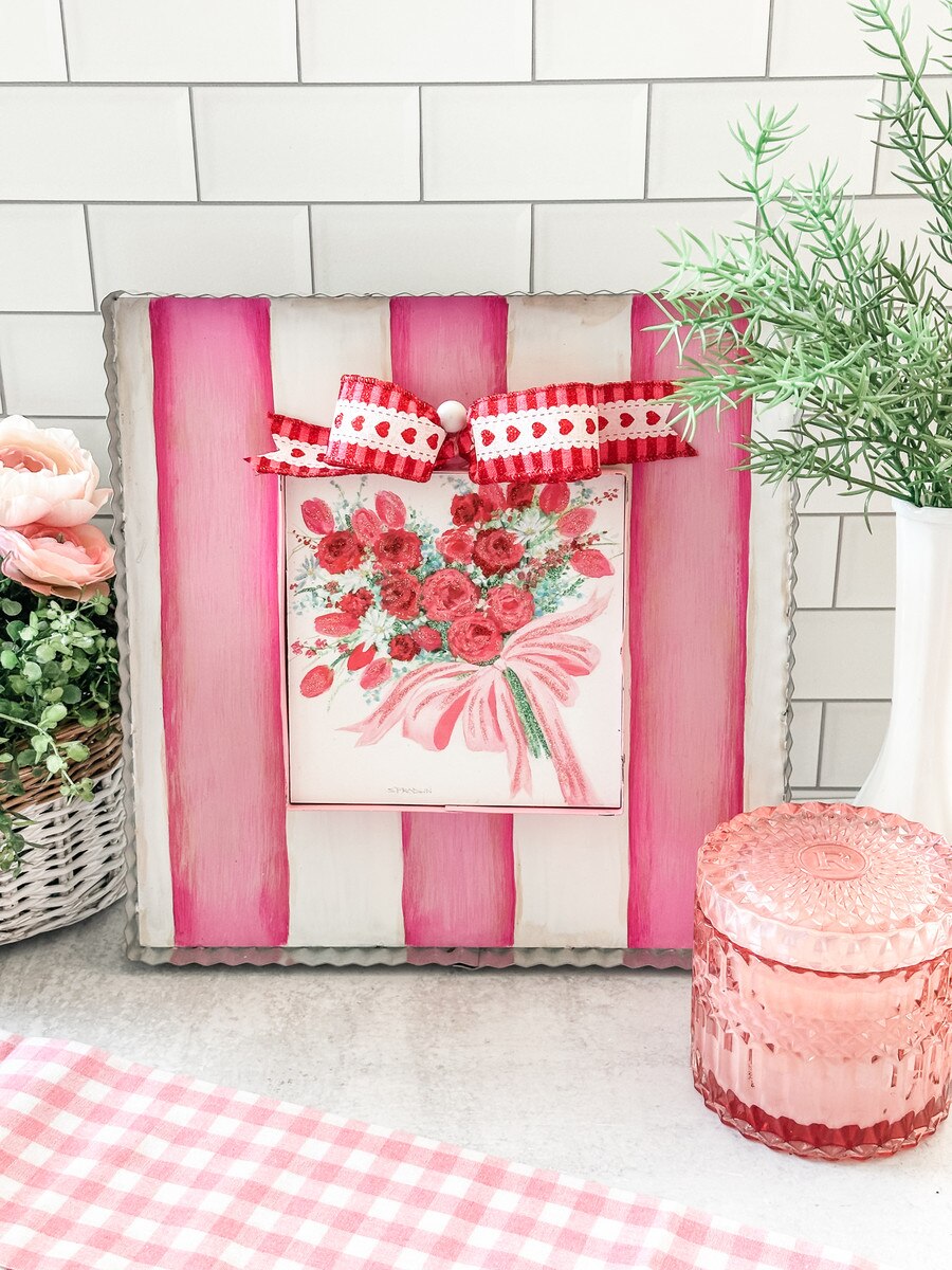 Mini Gallery Rose Heart Bouquet hanging wall decor with a red heart-shaped silhouette.
