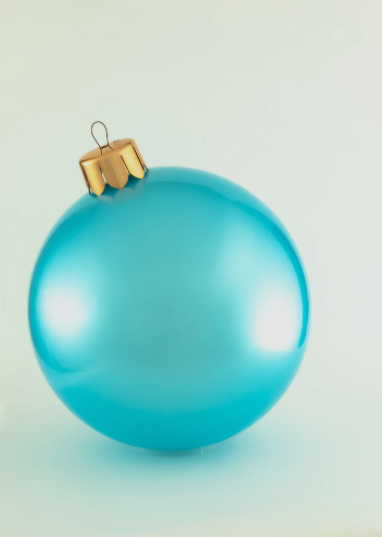 30-inch white inflatable Holiball ornament with a top hat topper.