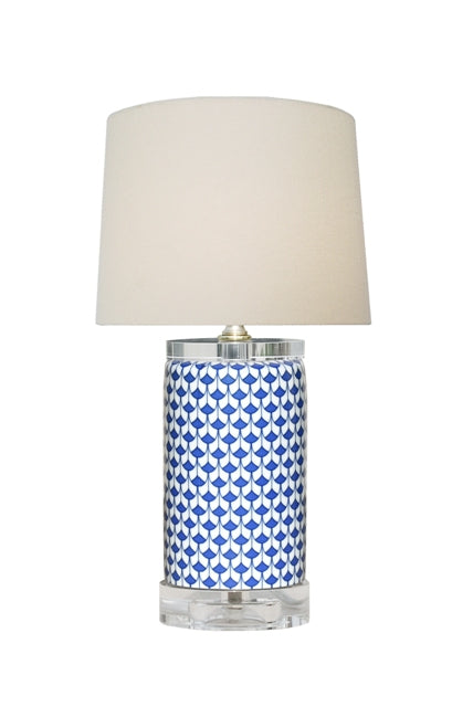 Blue and white porcelain lamp with fish scale pattern drum shade