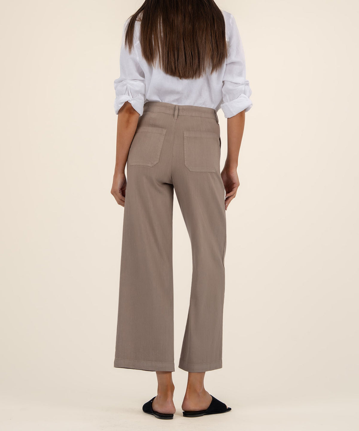 High rise wide leg linen rayon pants in Luna Topaz with porkchop side pockets.