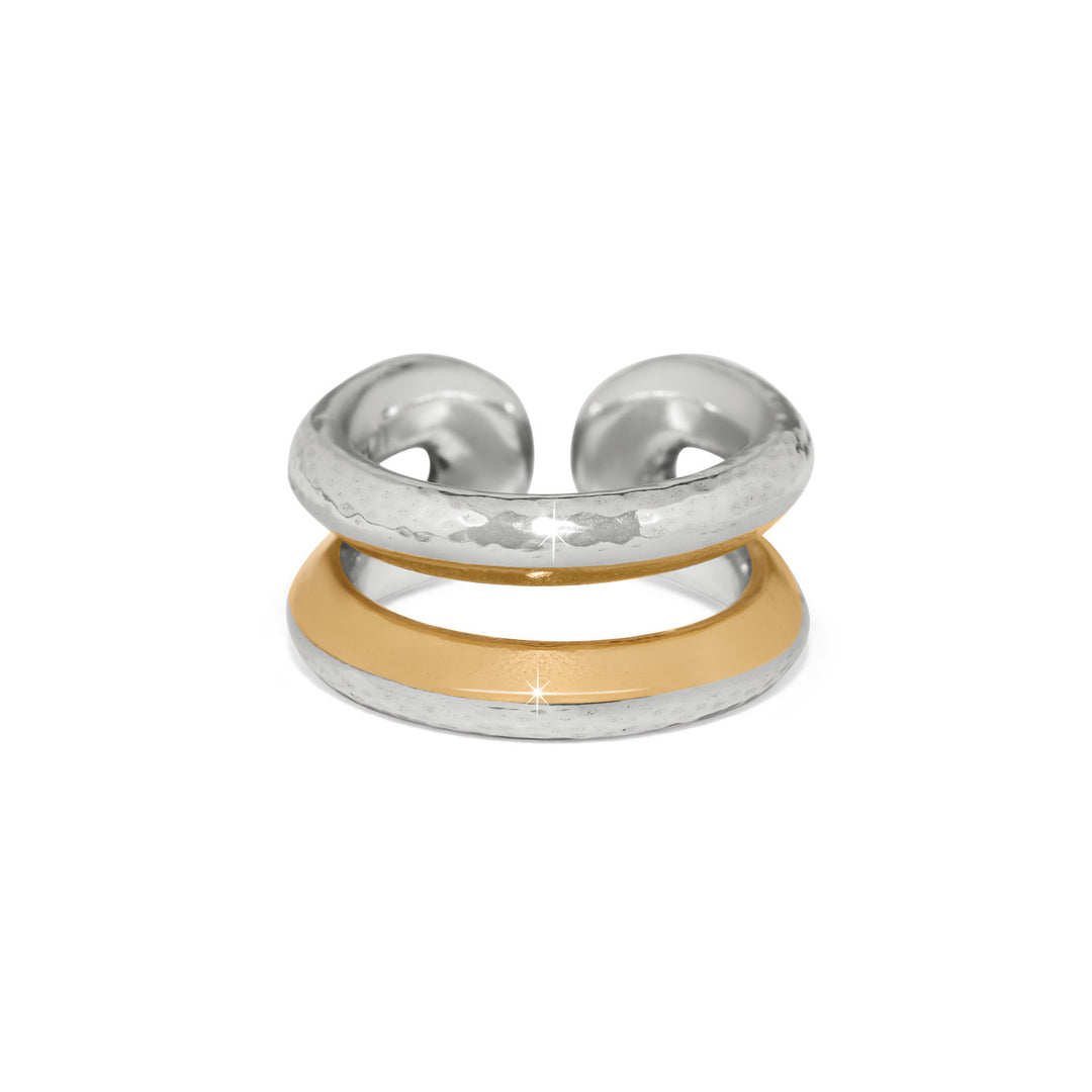 Silver-plated Medici ring with a gold finish featuring an intricate filigree pattern and oval silhouette.