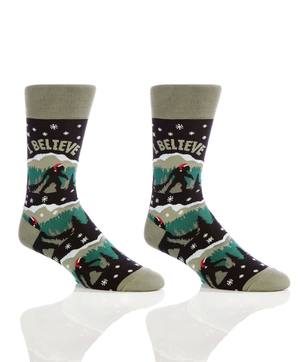 Men's crew sock in white cotton with 'I Believe' sentiment print pattern.