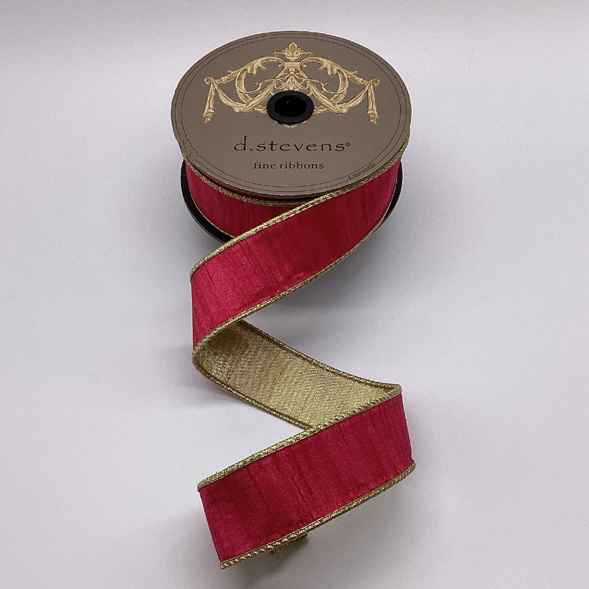 Slub Dupion ribbon with metallic gold back side visible