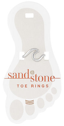 Silver wave-shaped toe ring displayed on a foot-shaped card with Sand & Stone branding.