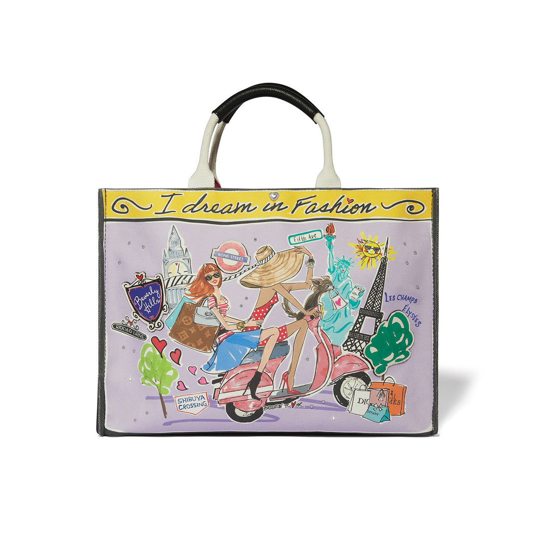 Large canvas tote with 'I dream in Fashion' text and colorful travel-themed illustrations.