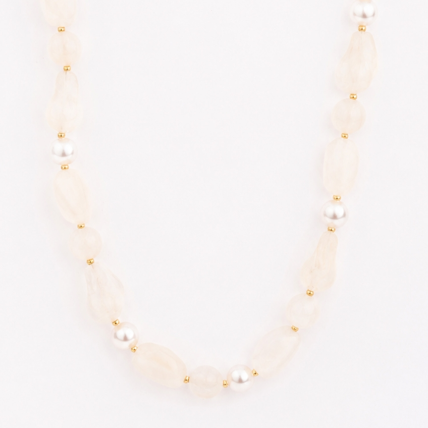 Zoe Necklace featuring chunky cream resin beads and white pearls with gold-plated metal spacers.