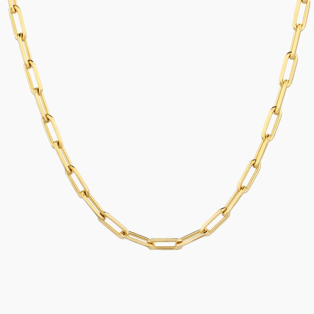 Mini paperclip chain necklace in silver metal with a lobster clasp closure.