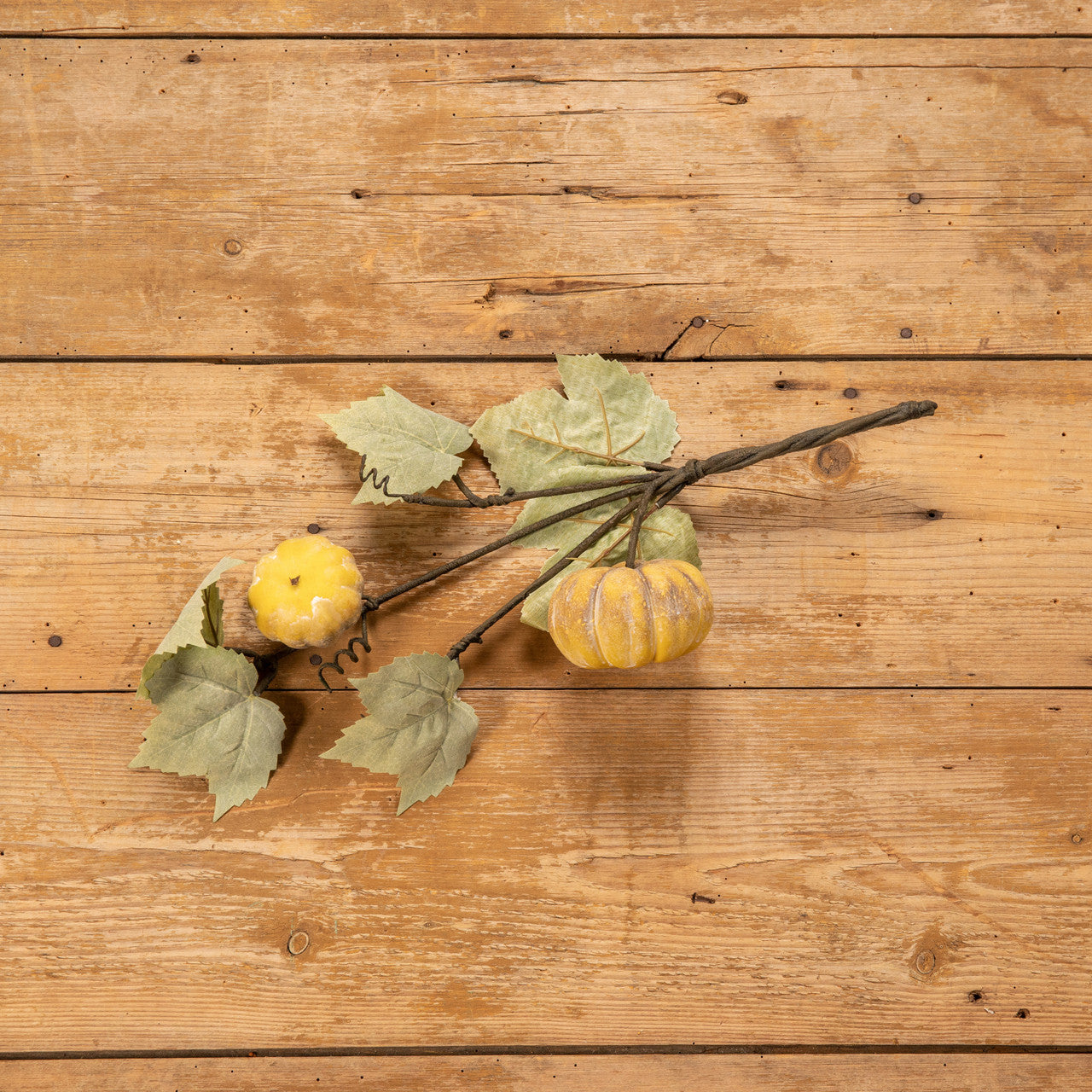 Twenty-two inch green pumpkin vine with natural leaf texture