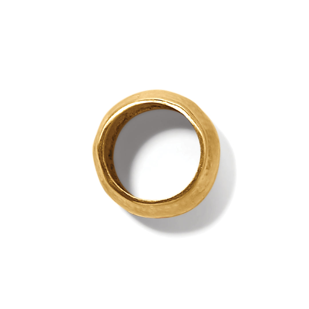 Brushed gold Meridian Geo ring with a geometric band design