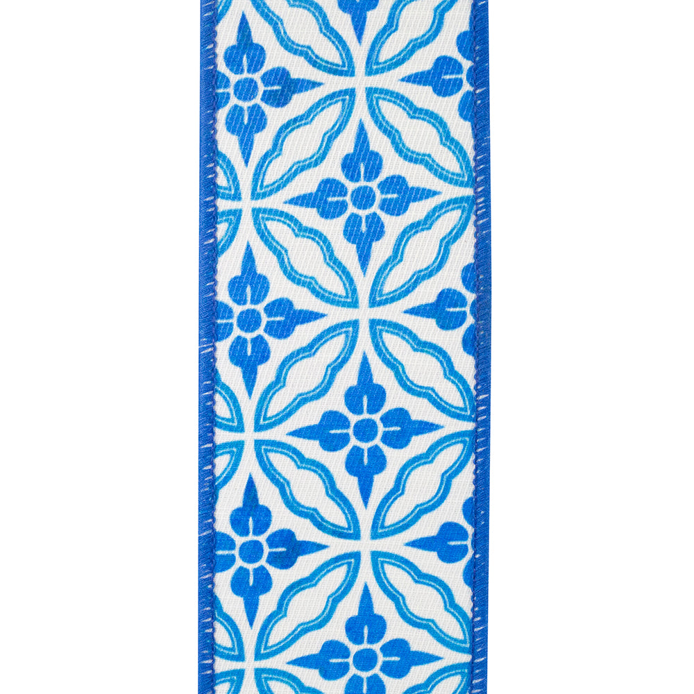 2.5 inch blue and white porcelain chinoiserie pattern wired edge ribbon with twill texture.