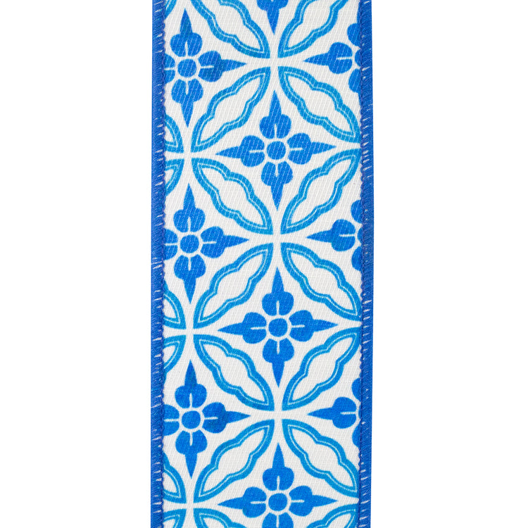 2.5 inch blue and white porcelain chinoiserie pattern wired edge ribbon with twill texture.