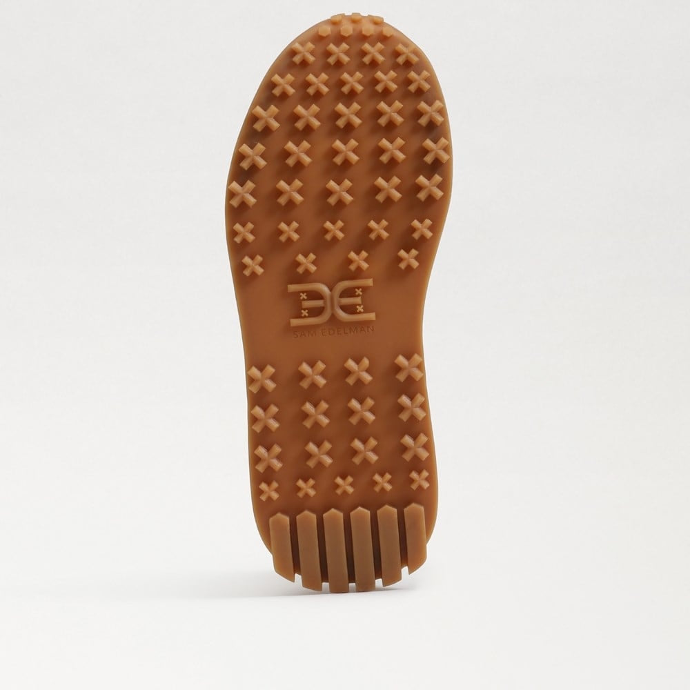 Langley lace-up sneaker with rounded toe in custom-dyed leather and fabric upper.