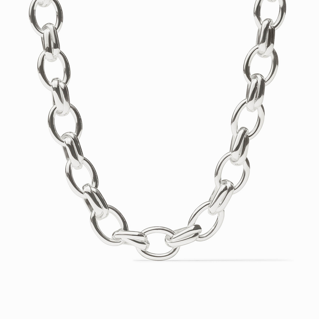 Essex Link Necklace in polished silver featuring a chunky oval link chain design.