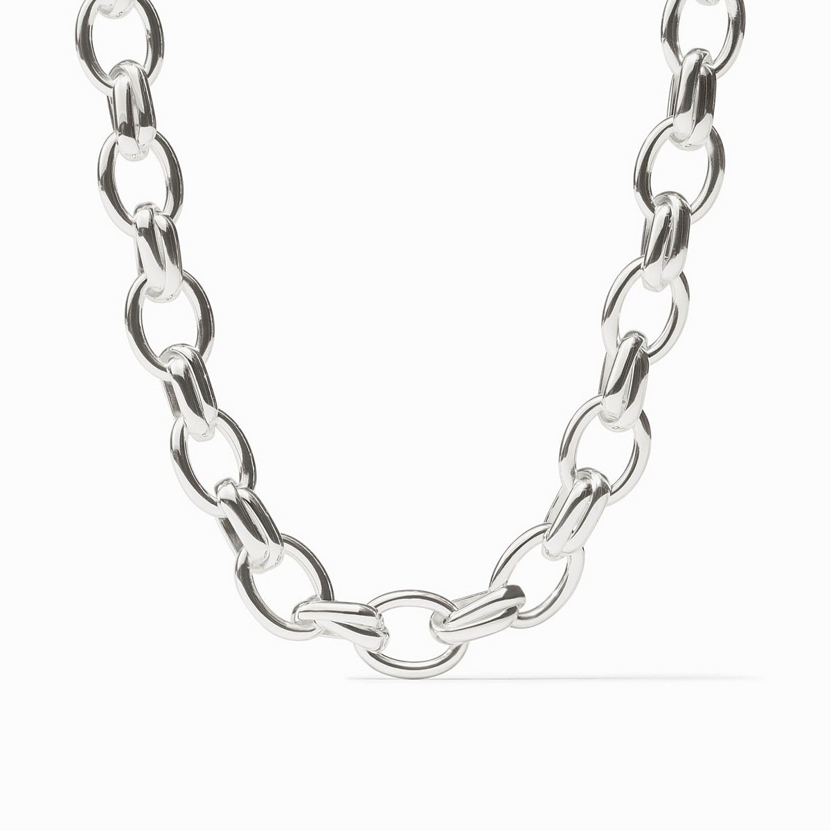 Essex Link Necklace in polished silver featuring a chunky oval link chain design.