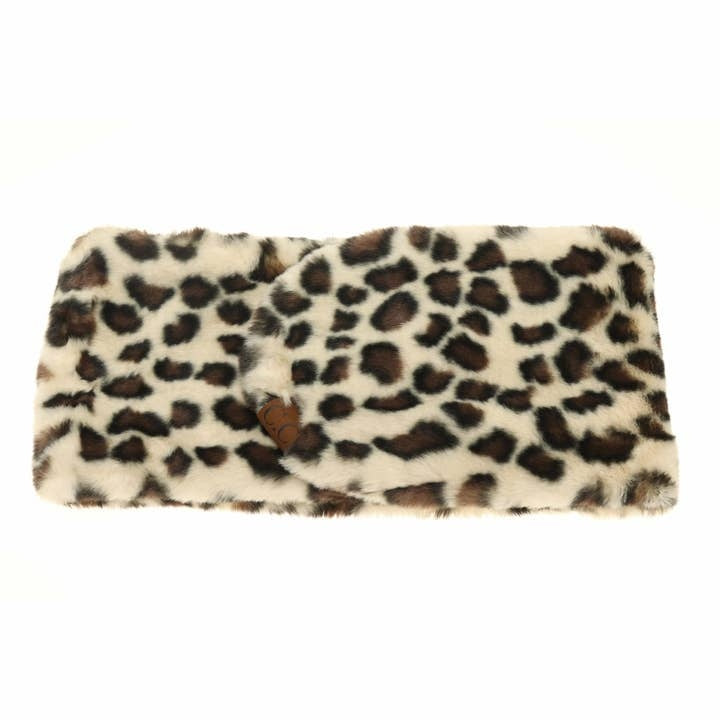 Leopard print faux fur scarf measuring 38 inches long by 6.5 inches wide.