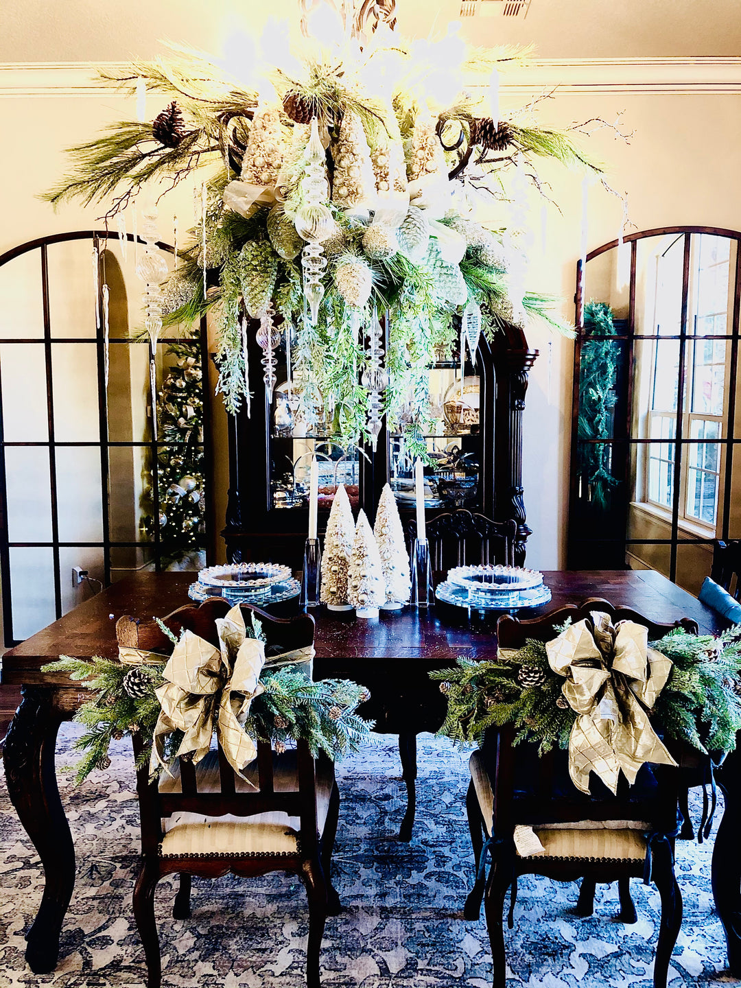 32 inch Iced Mixed Table Piece