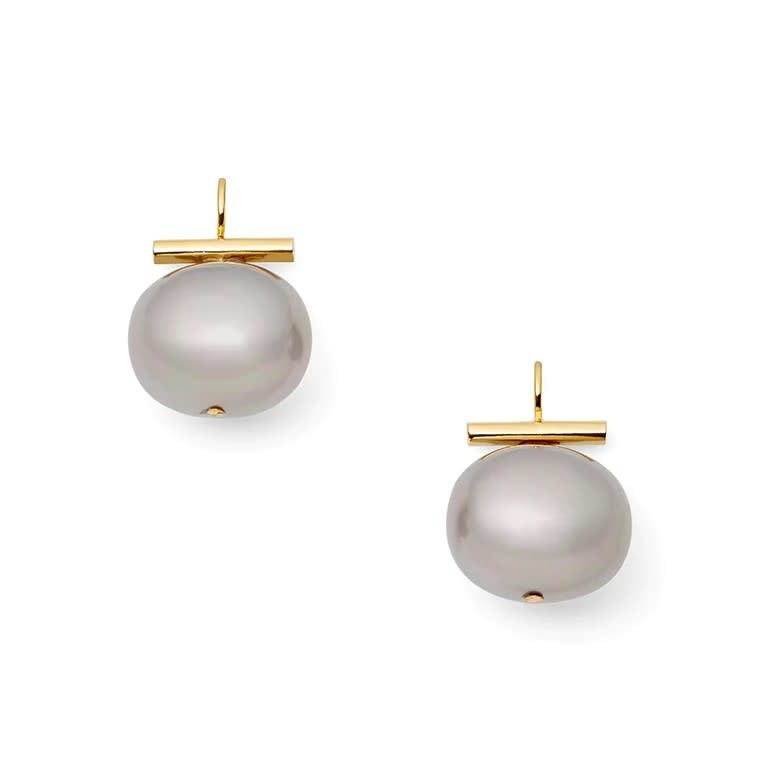 Medium Pebble Pearl Ear Wire