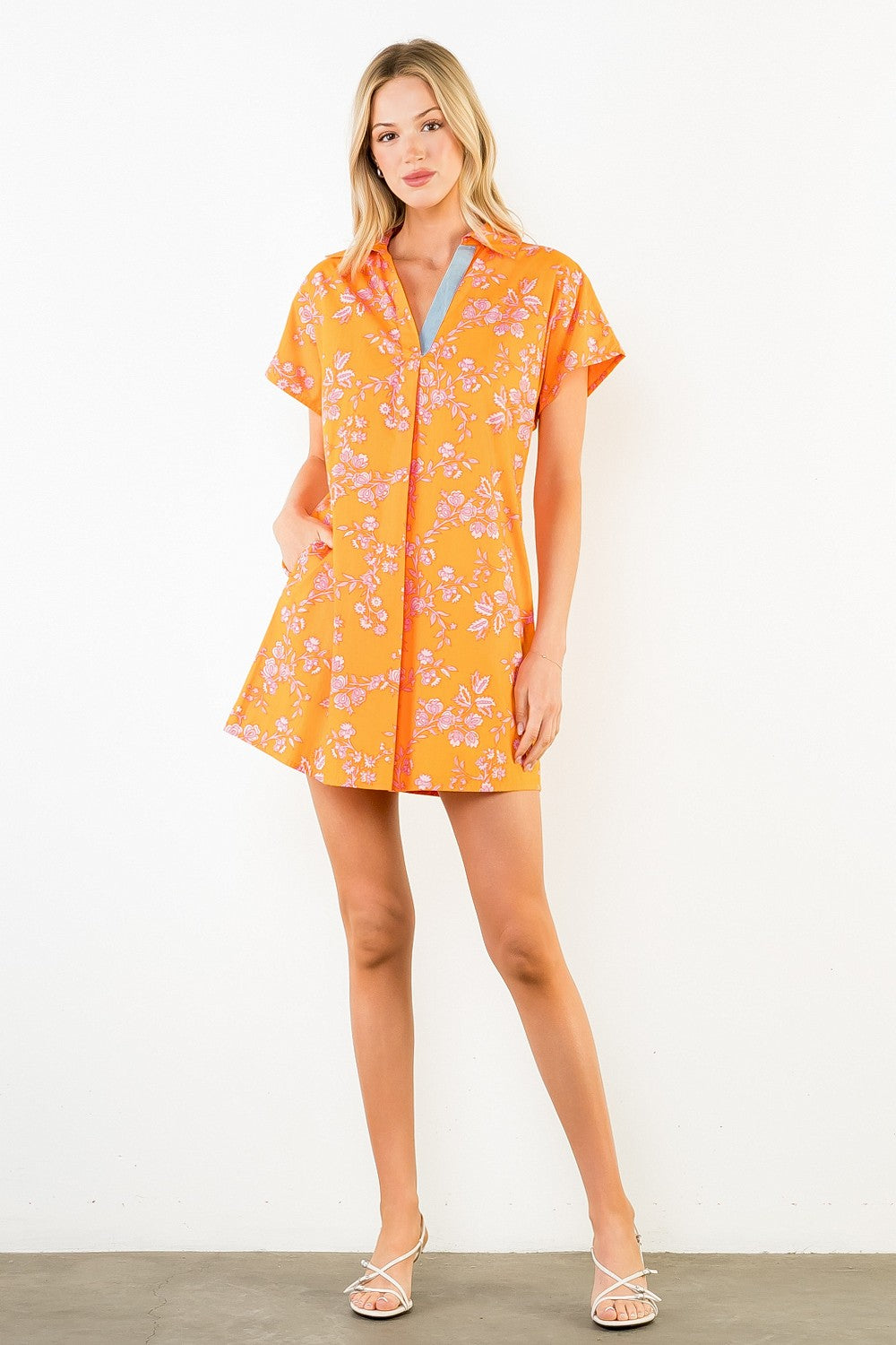 Thea Short Sleeve Floral Pattern V-neck Dress