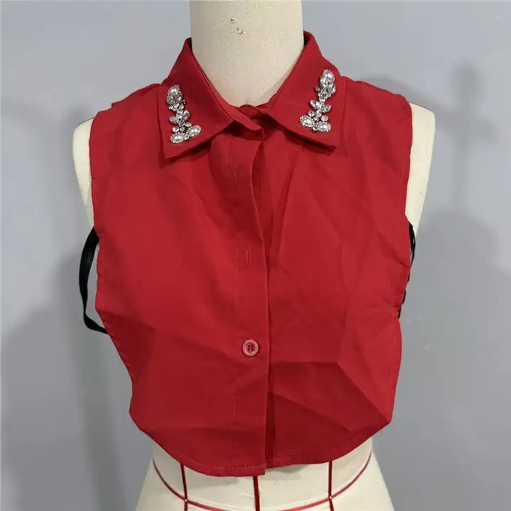 Red diamond studded detachable shirt collar with crystal embellishments on the collar points.