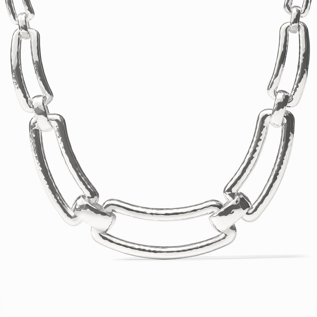 Sahara Collar Necklace in silver featuring large, hammered-texture rectangular links.