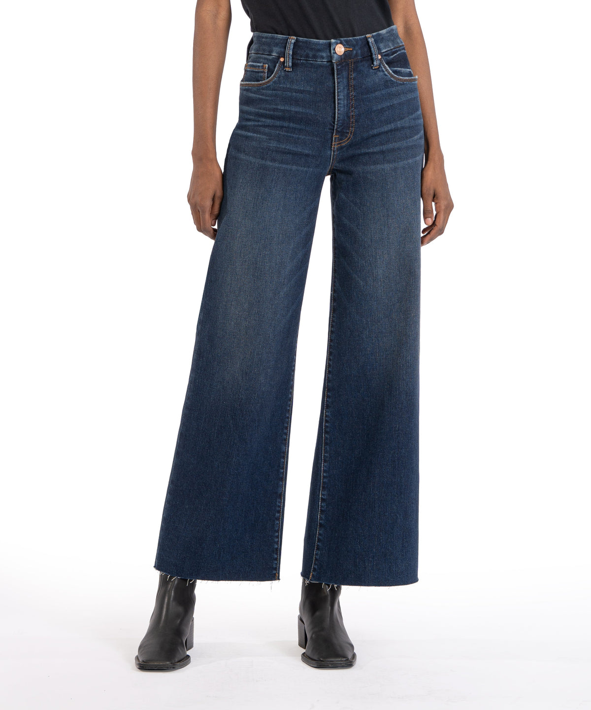 Women's high-rise wide-leg jeans in family wash with front pockets and raw hem