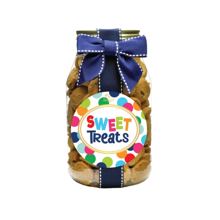 Quart jar of chocolate chip cookies with a blue ribbon and a colorful 'Sweet Treats' dot label.