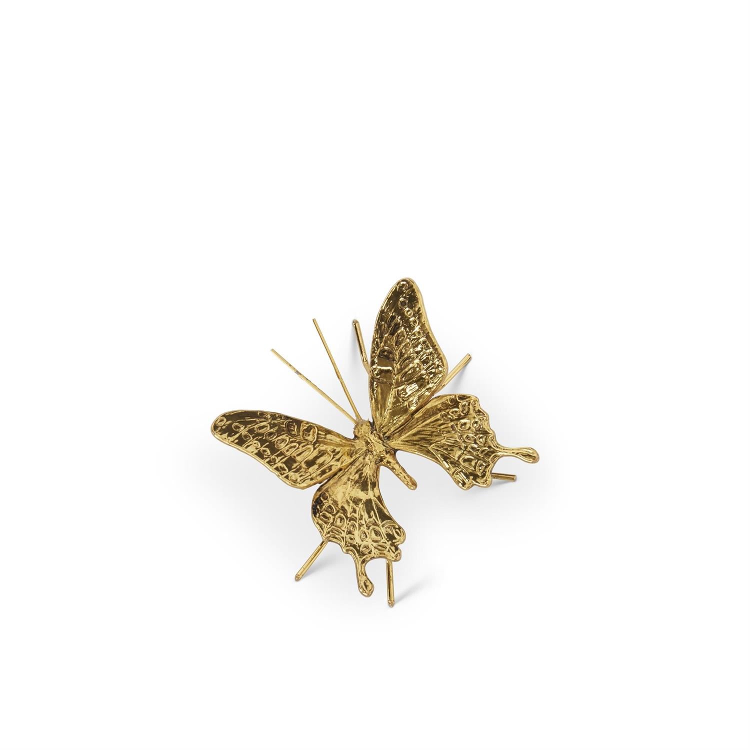 Gold alloy butterfly pendant necklace with delicate wing detailing.
