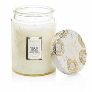 Large jar candle with natural wick in neutral tone