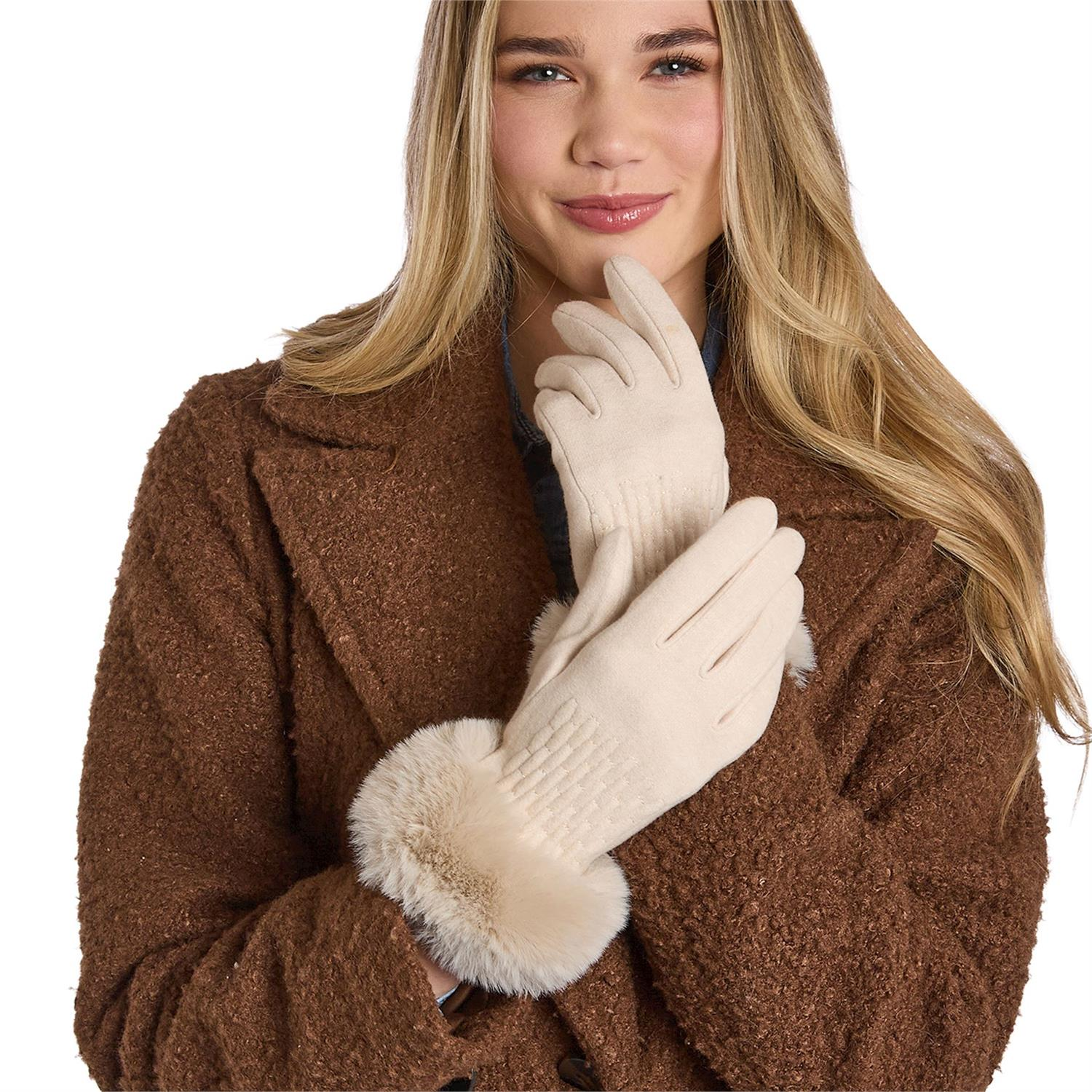 Maison knit glove in cream with a plush faux fur cuff and touchscreen-compatible fingers.