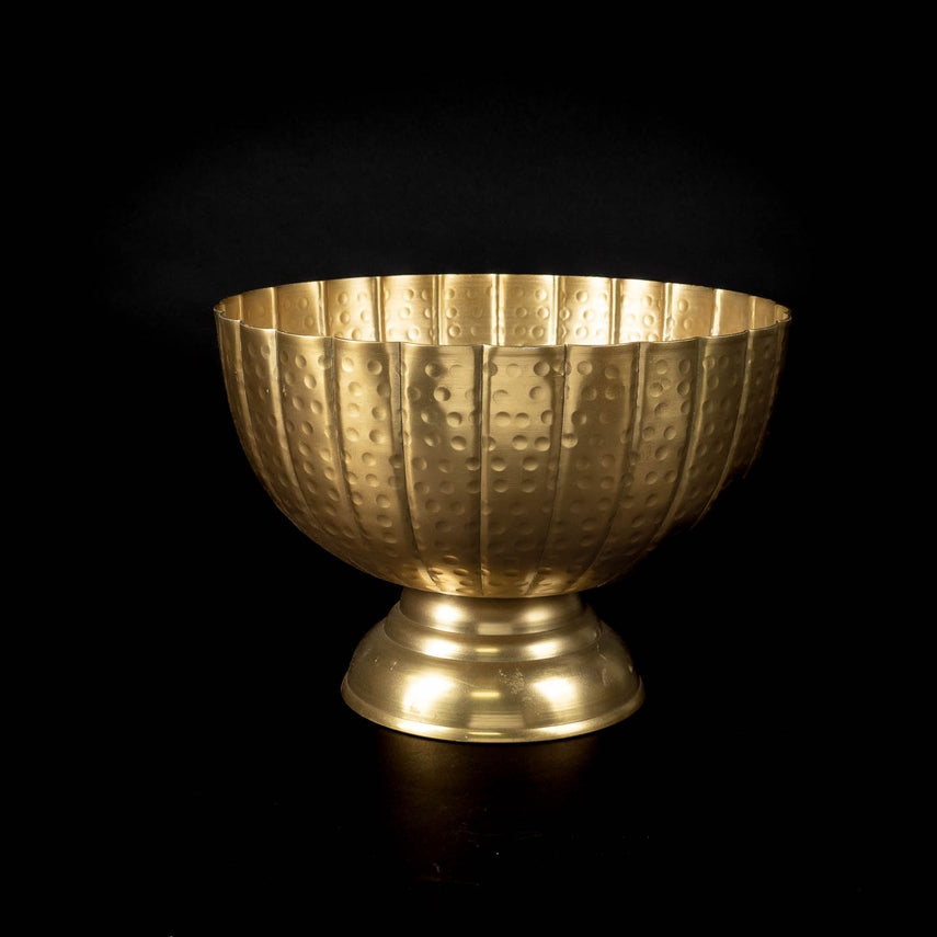 Gold hammered pedestal bowl with grooved detailing