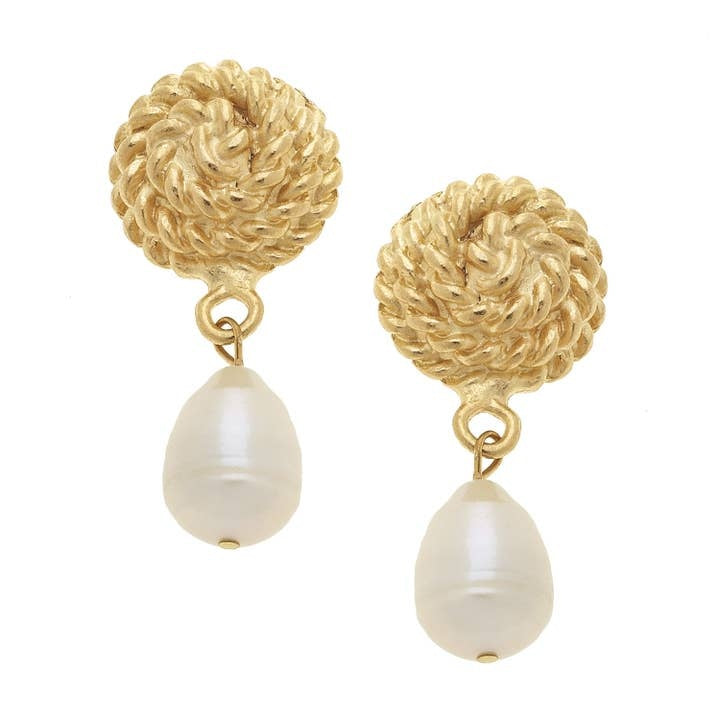 Handcast gold rope chain clip earrings featuring a white pearl drop.