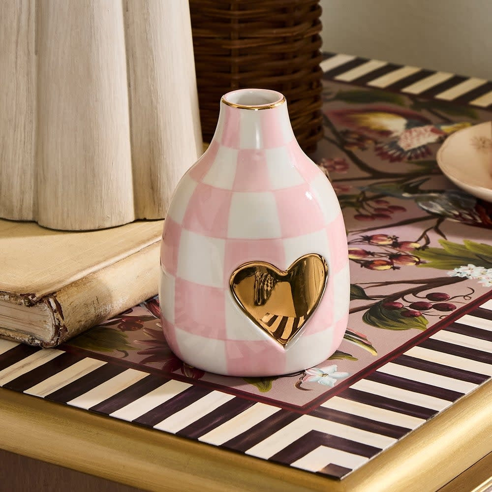 Rosy Check Short heart Bud Vase