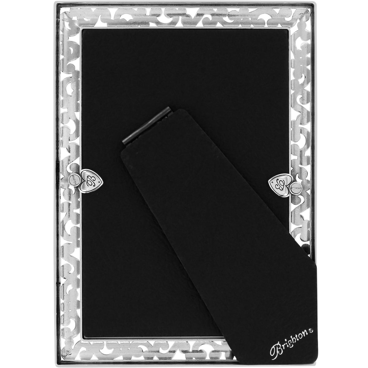 Silver plated Contempo Frame holding a 4x6 photo with dimensions of 5 1/8 by 7 1/8 inches.