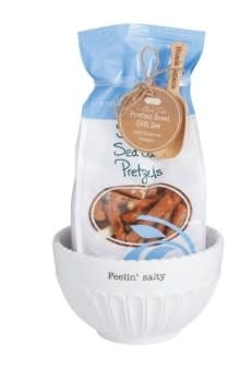 Textured ceramic snack bowl with engraved wood scoop