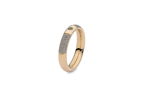 Basic Ring Deluxe in silver with a delicate band width.