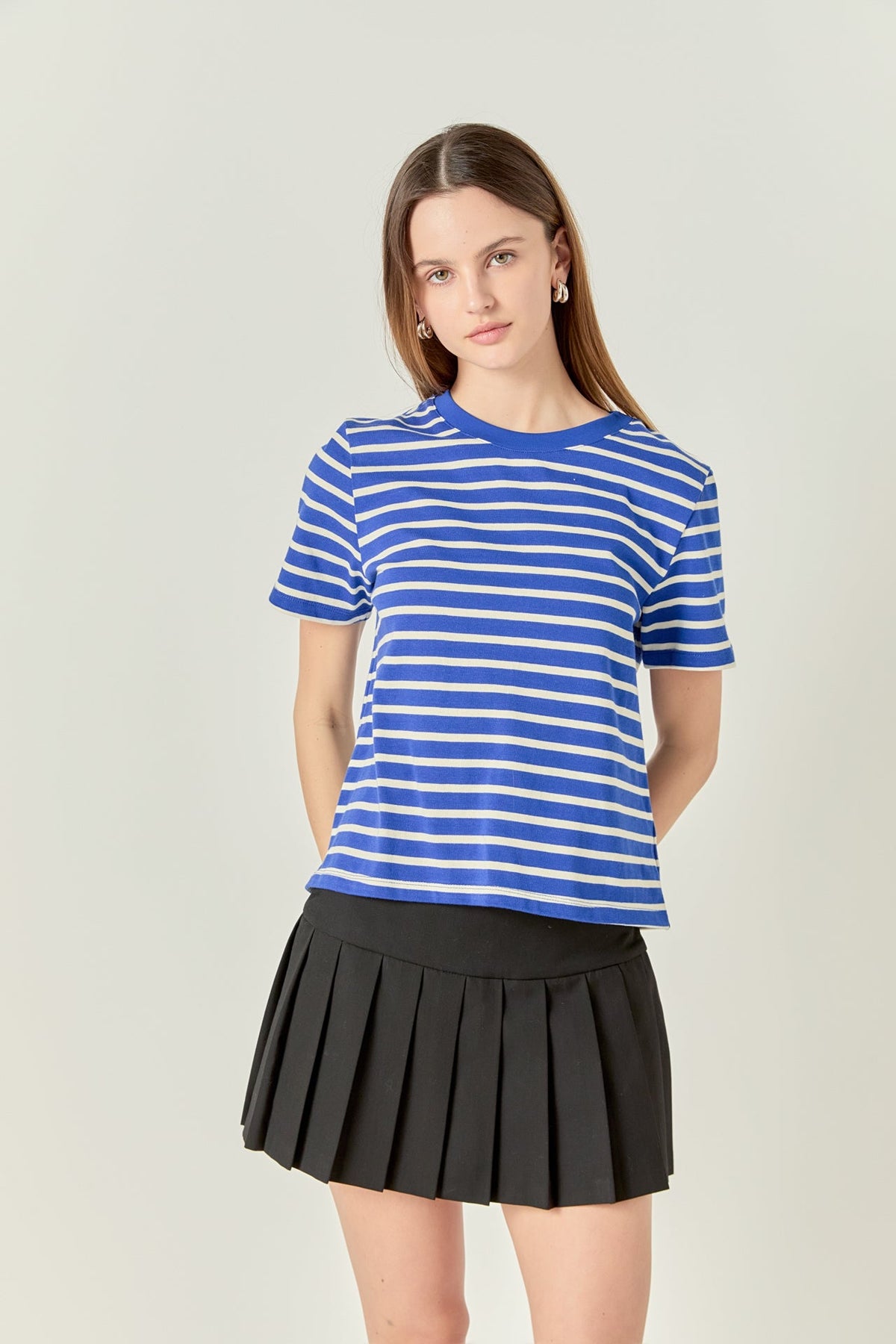 Allison Stripe t-shirt with round neckline in white shell and black contrast stripes.