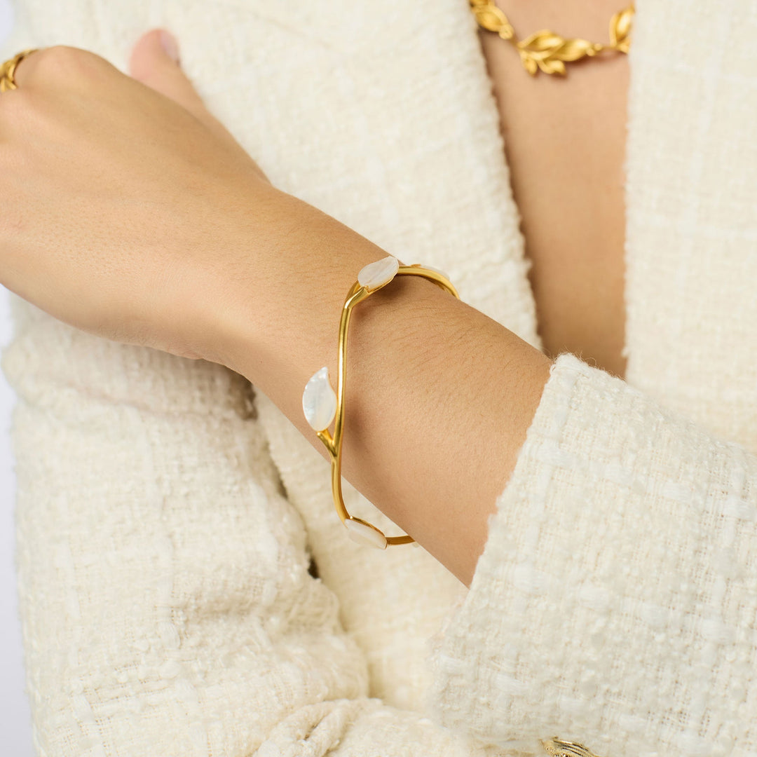 Willow Stone Bangle