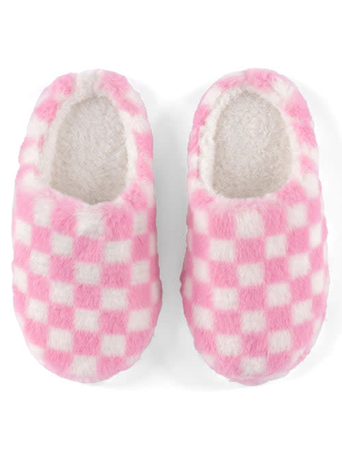 Pink closed-toe Striker slippers with checkered polyester/pvc vegan sherpa texture and rubber sole.