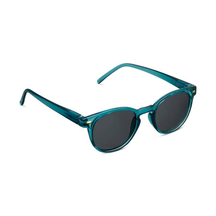 Harbor Bifocal Sun sunglasses with polycarbonate frames in tortoise pattern and amber gradient polarized lenses.