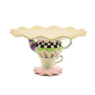 Handmade dolomite cake stand with a circular shape.