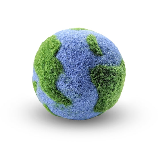 Single white eco dryer ball with textured surface