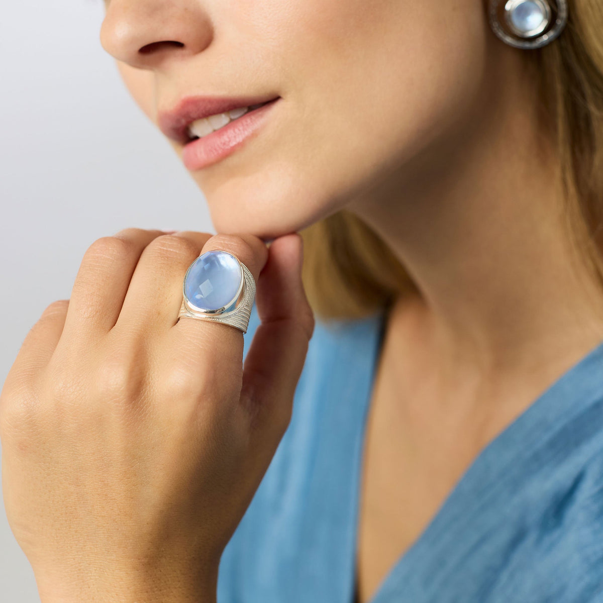 Verona Statement ring in silver plate with imported glass stone