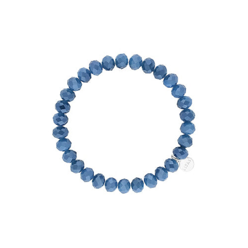 Bracelet Clarksville with blue faceted glass beads and a small silver logo charm.